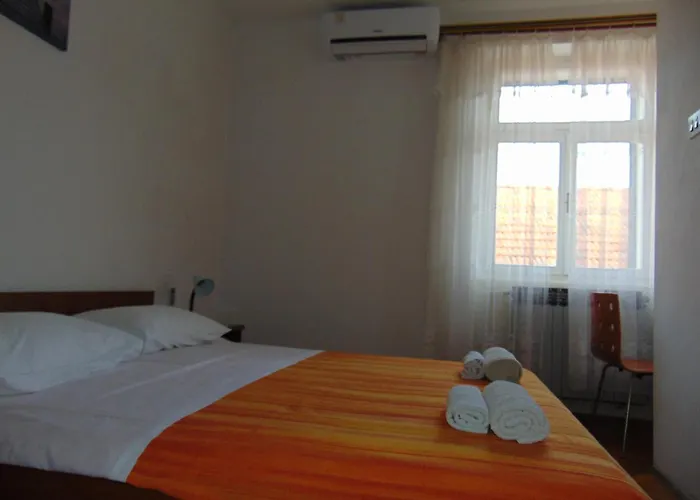 Marina Apartment End Rooms
